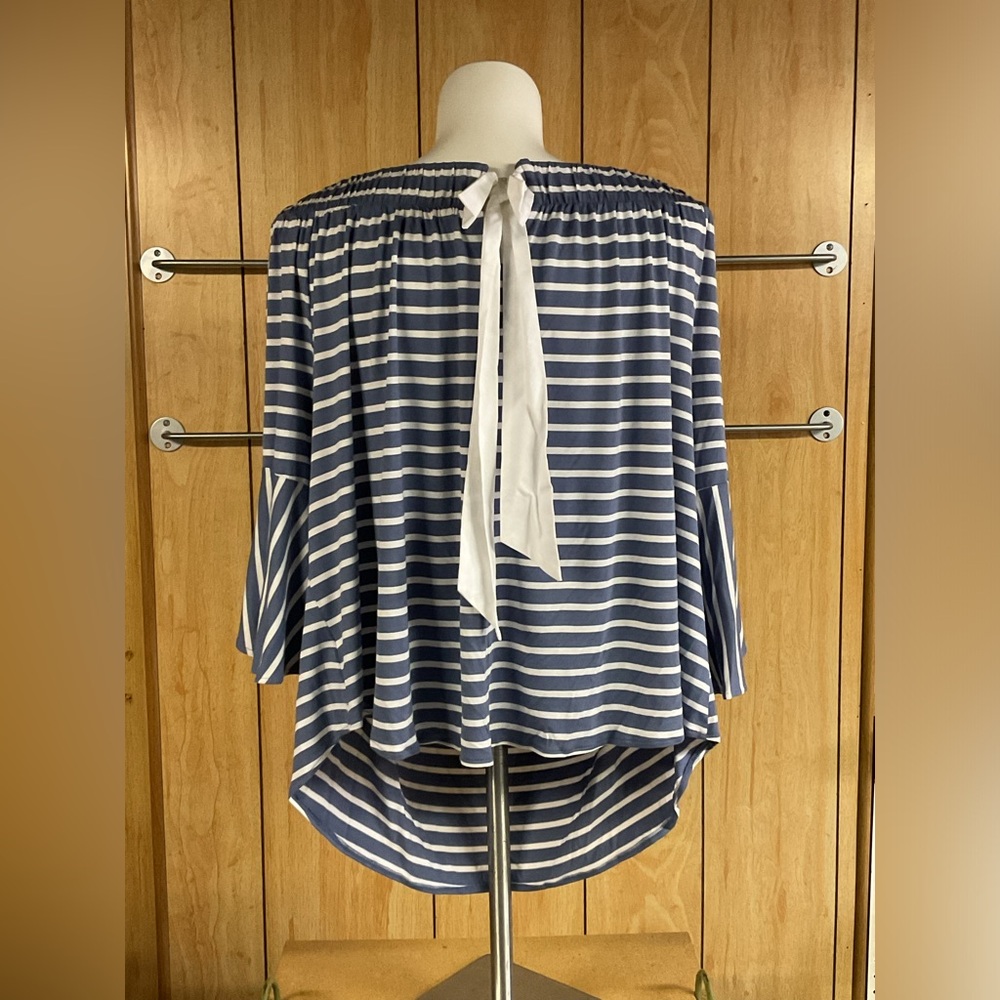 Lane Bryant Blouse SZ - 26/28 - Picture 3 of 5